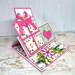 X-tra Dies No. 203 Give a Gift Card: Gift With Bow