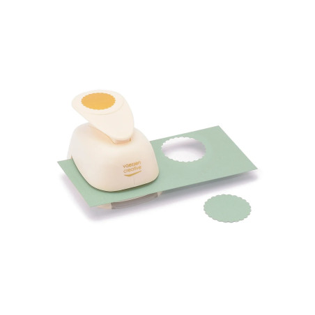 Perforatore o punch per carta e cartoncino fino ad un massimo di 250 gsm di grammatura.   Diametro cerchio scallop: 3,8 cm