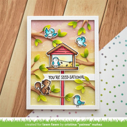 LAWN FAWN Tree Branches Backdrop: Portrait Cuts