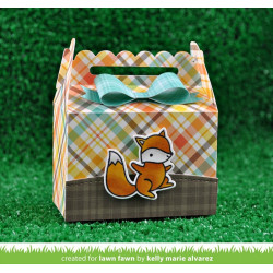 Lawn Fawn Scalloped Treat Box Dies