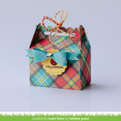 Lawn Fawn Scalloped Treat Box Dies