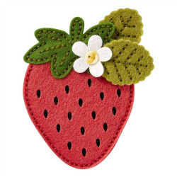 Spellbinders Felt Berry Blossom Etched Dies