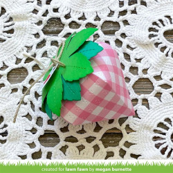 LAWN FAWN Strawberry Treat Box DIes