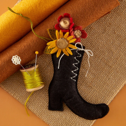 Spellbinders Halloween Felt Stitch & Create Felt Etched Dies Harvest Witch Boot by Nichol Spohr