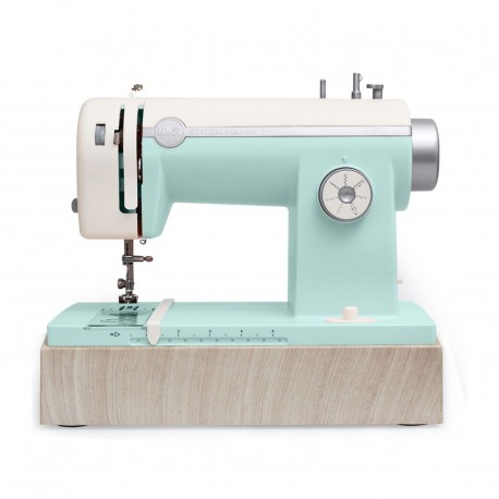 AMICI - We R Stitch Happy Multi Media Sewing Machine MINT - SU ORDINAZIONE!!