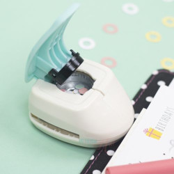We R Memory Keepers Reinforce Hole Punch