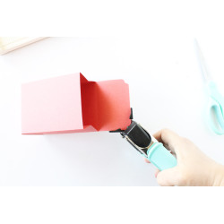 We R Memory Keepers Crop-A-Dile Corner Chomper Scallop & Stub