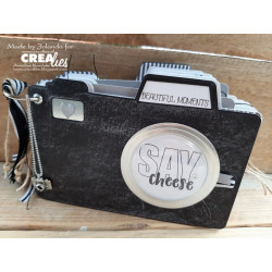 Crealies Cardzz no 18 Camera