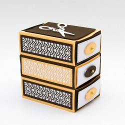 Tonic Studios Dimensions A Little Something Gif Box Die Set