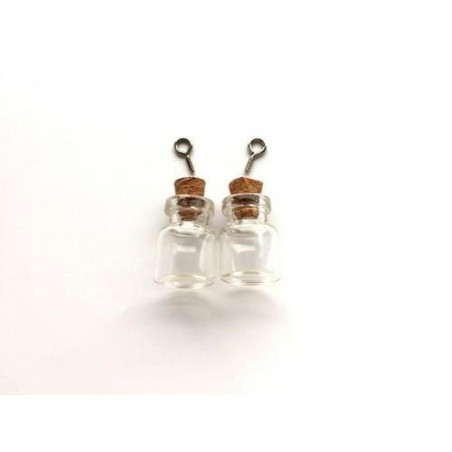 2 Mini Glass Bottles 3