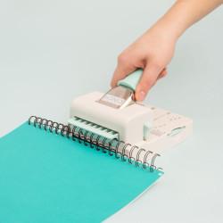 We R Memory Keepers MINI Cinch Book Binding Tool