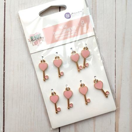 Prima Marketing Magic Love Heart Keys 8pz